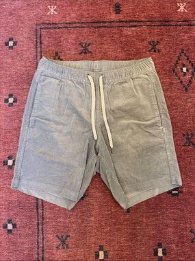 VUORI Men's Grey Drawstring Corduroy Shorts